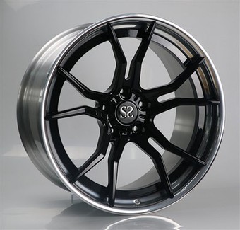 ALFA ROMEO GIULIA VELOCE Gloss Black і поліровані нестандартні 2-PC диски